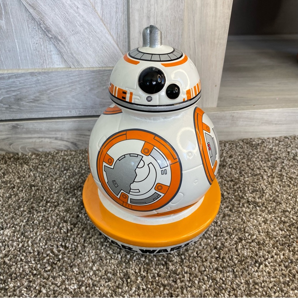 The Star Wars BB-8 Ceramic Banks